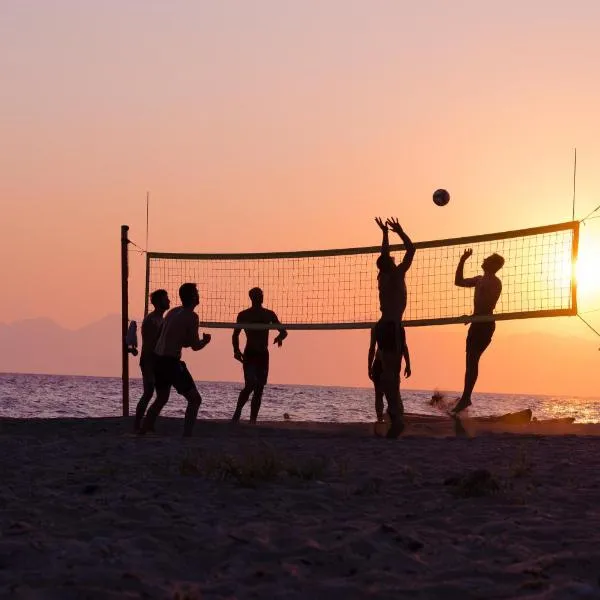 Seaside Sun and Fun, hotel em Velipojë