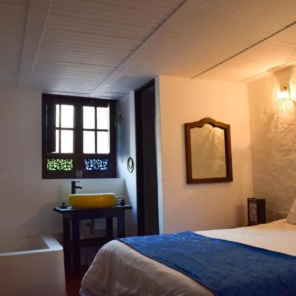 HOTEL CHORRO DE LUZ, hotel in Bogotá
