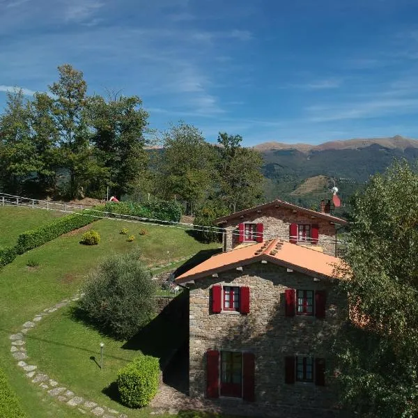 La Vecchia Fornace La Piastra Apartments shared pool- Abetone, hotelli kohteessa Cutigliano