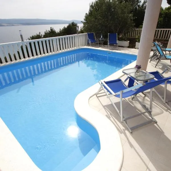 Apartments Ivančić, hotel v destinaci Mimice