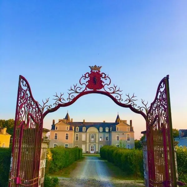 La Chambre Verte - Château de la Chauvelière, hotel em Joué-sur-Erdre