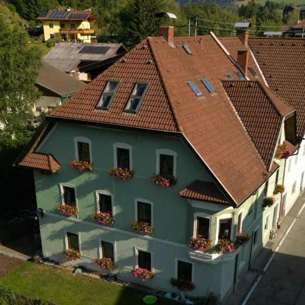 Aparthaus-Kiebitz, hotell i Innerkrems