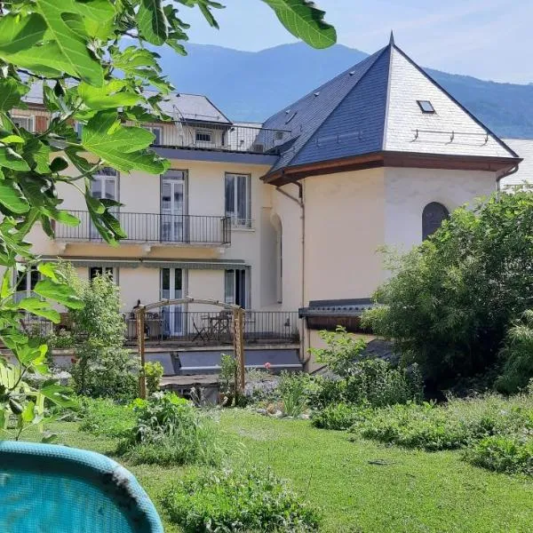 Chambres d'hôtes Nilautpala Dreams, hotel i Saint-Jean-de-Maurienne