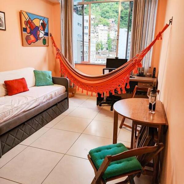 Spacious 1 bedroom apartment, great for digital nomads