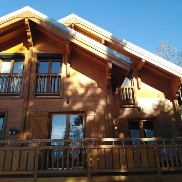 Séjour en famille dans un chalet cosy!: Briançon şehrinde bir otel