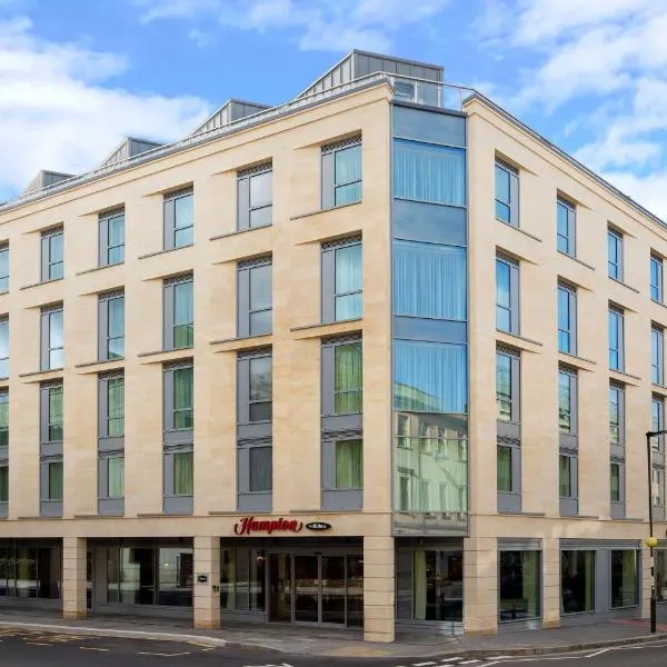 Hampton By Hilton Bath City，Timsbury的飯店