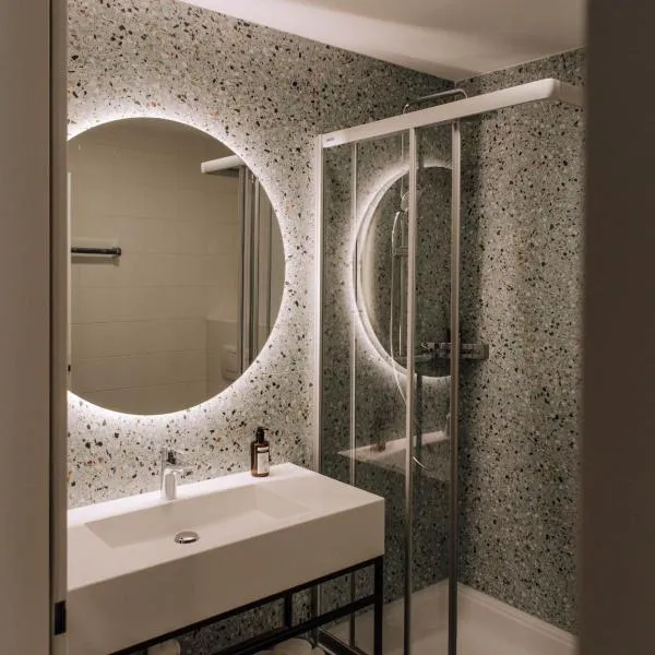 Heinhotel Vienna Airport - photo 2