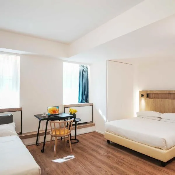 Aparthotel Colombo Roma, hotel v Římě