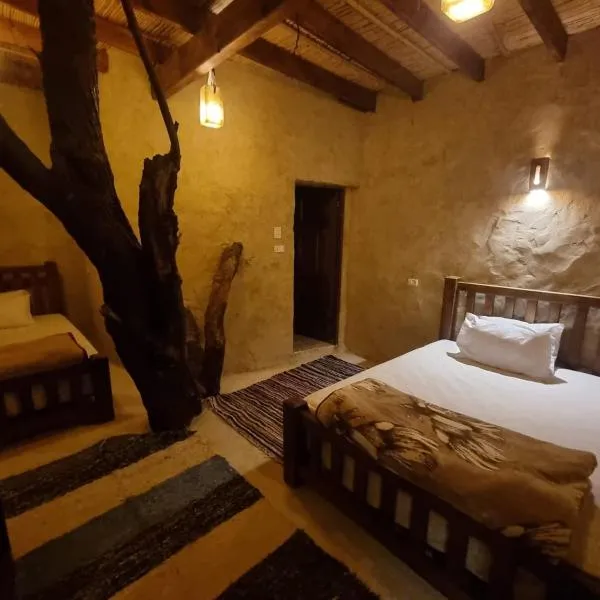 Olive Garden House Siwa, hotel di Siwa