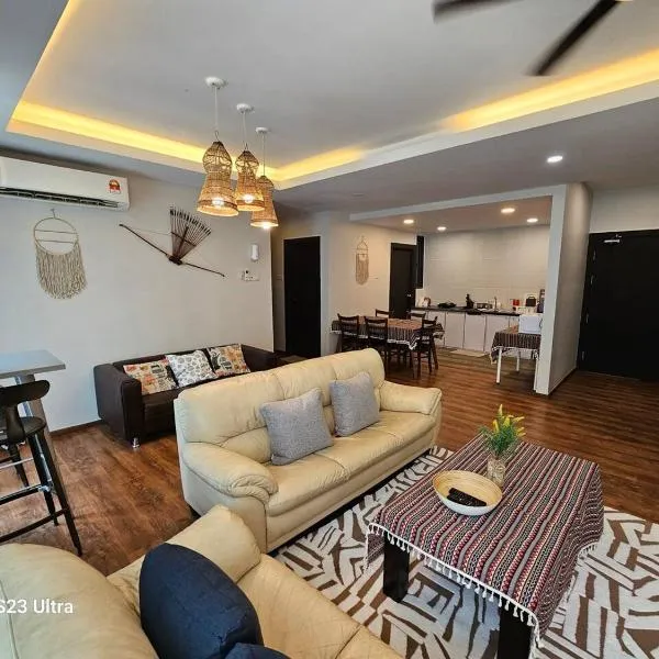 Lovely Vivacity Jazz 2 Cozy Condo 2 Card LV6B, hotel in Kuching