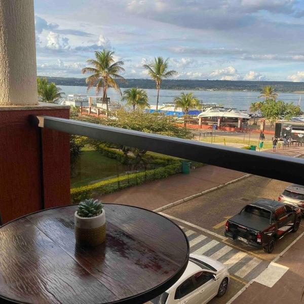 Luxuoso Flat em resort vista incrível para o Lago