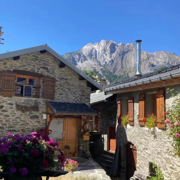 chalet st michel de maurienne, hotel in Beaune