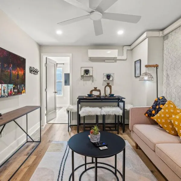 South Philly Extended Stay- Steps to Pats Steaks, Hotel in Philadelphia