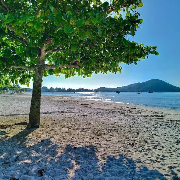 Pé na areia Armação da Piedade Casa Pé na Areia Frente Mar Gov Celso Ramos