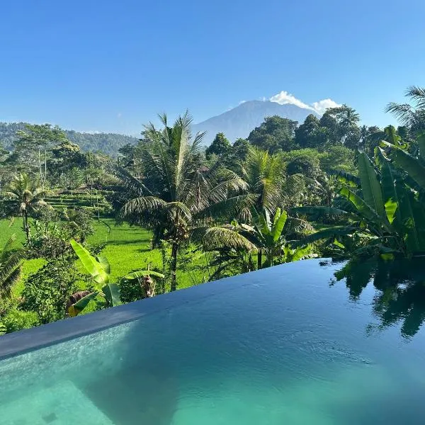 Nana Suites Villa, hotel in Sidemen