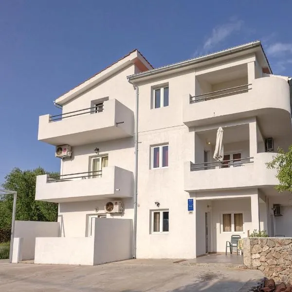 Apartments Marković, hotel in Stari Grad