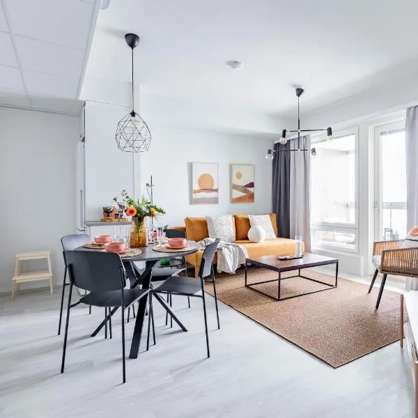 Arctic Golden Sun City Suite, hotel i Rovaniemi