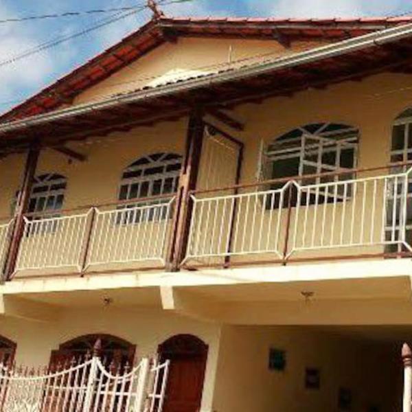 Casa tranquila e boa localização