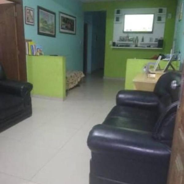 Casa tranquila e boa localização - Foto 5