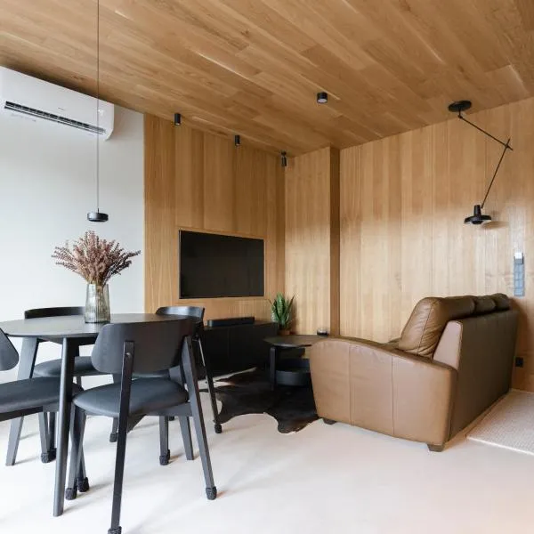 Apartament Premium Laguna Beskidów, Jezioro Żywieckie, hotel v destinaci Bierna