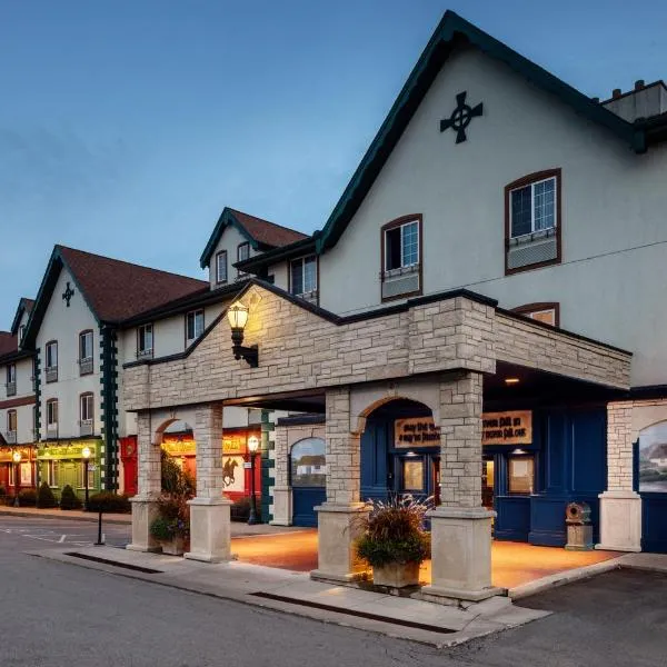 Irish Cottage Inn & Suites، فندق في Elizabeth