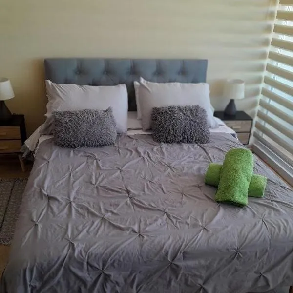 Depto estudio 1510 Edif centro blanco con estacionamiento, khách sạn ở Temuco
