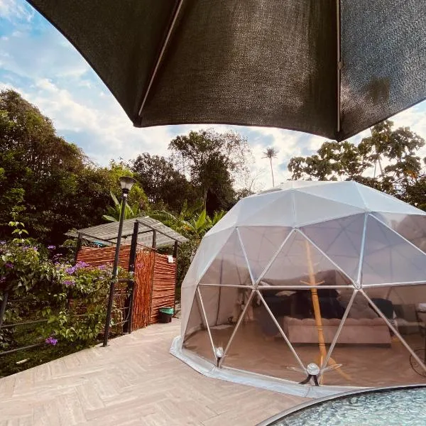 GLAMPING EL PARAÍSO, hotel in Guayabal de Síquima