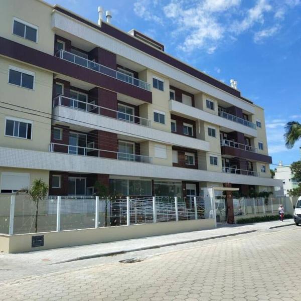 AP PRAIA DE CANASVIEIRAS ÓTIMA LOCALIZAÇÃO