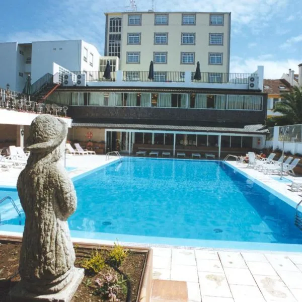 Apartamentos Sarga Sentirgalicia, hotel v destinaci Cabañas