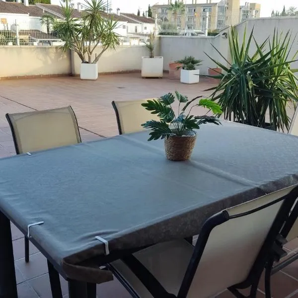 Playa de Canet, gran Terraza, hotel ve Valencii