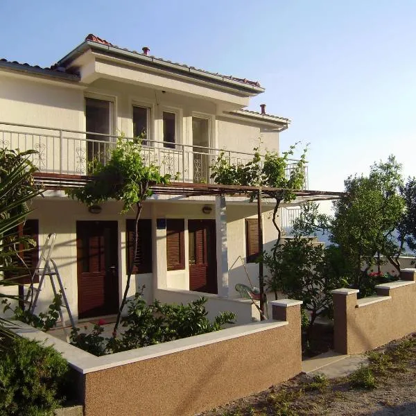 Apartment Lenka, hotel in Zavala