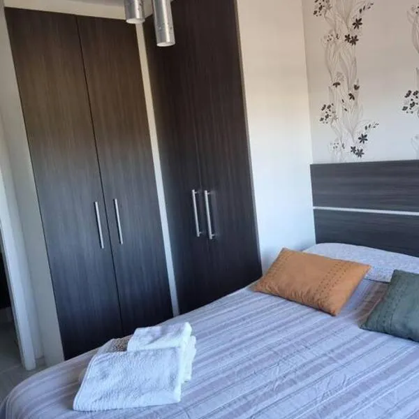 Conforto Tranquilidade apto c garagem, hotel in Curitiba