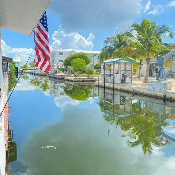 key Deer Retreat/direct gulf access/hot tub, hotel a Big Pine Key