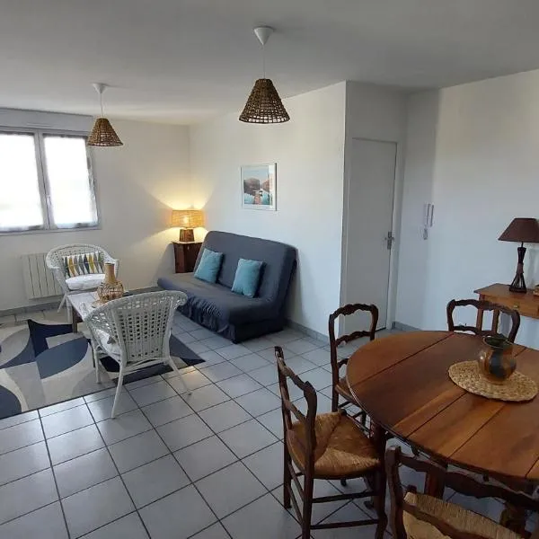 Bel appartement au calme, viešbutis mieste Sainte-Geneviève-des-Bois