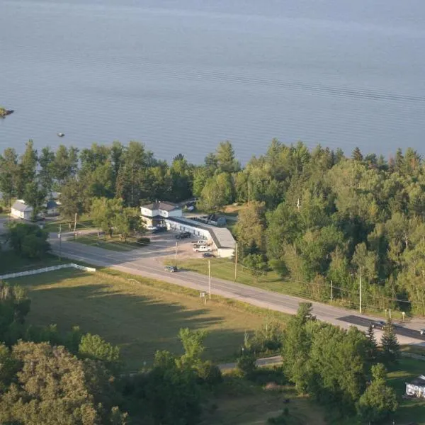 Edgewater Motel and Campground, hotel en New Liskeard