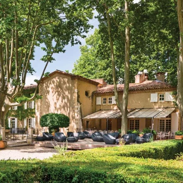 Moulin de Vernègues Hôtel & Spa、マルモールのホテル