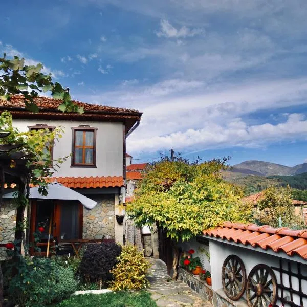 Iliikova House, hotel em Kalofer