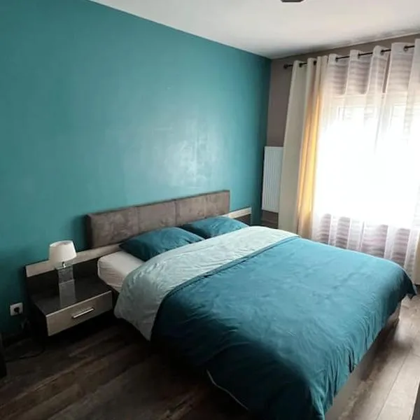 Woning met 2 slaapkamers, hotel v destinácii Lambusart