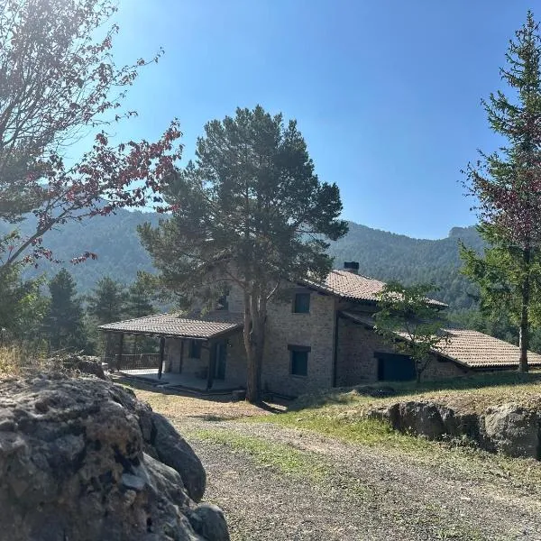 Cal Manubens, Hotel in Castellar del Riu