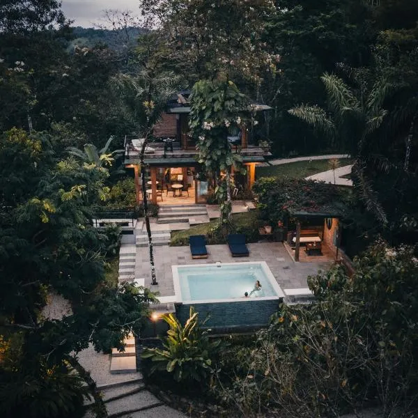 Cerro Lobo, hotell sihtkohas Entrada