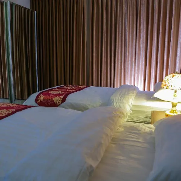 Qaser Al-Sultan Hotel Suites, hotell i Al Yādūdah