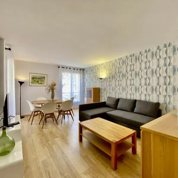 Le Beaugency Near Paris & Disneyland, hotel v destinácii Champs-Sur-Marne