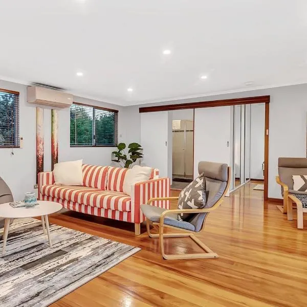 'Harmony Lodge' A Cheerful Beachside Refresh, hotel v destinaci Adelaide