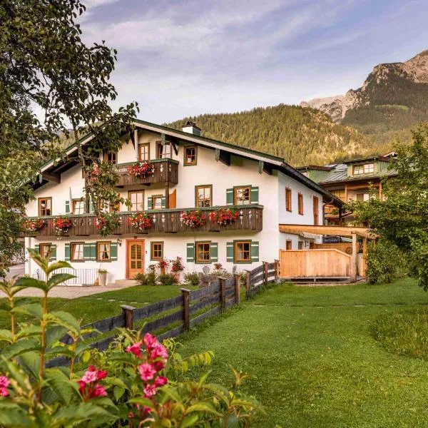 Apart Chalet Unterbrandnerlehen, hotel v destinaci Schönau am Königssee