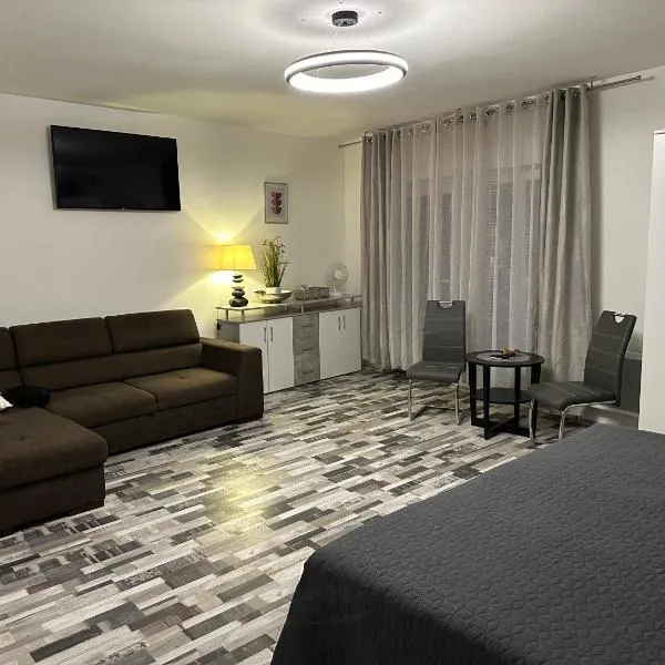 Apartmán PILLER, hotell i Roudnice nad Labem