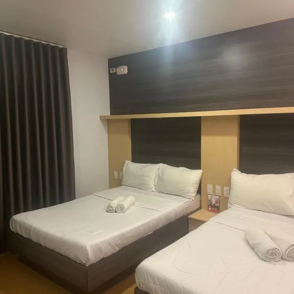 Rudhil's Place Hotel, hôtel à Cebu