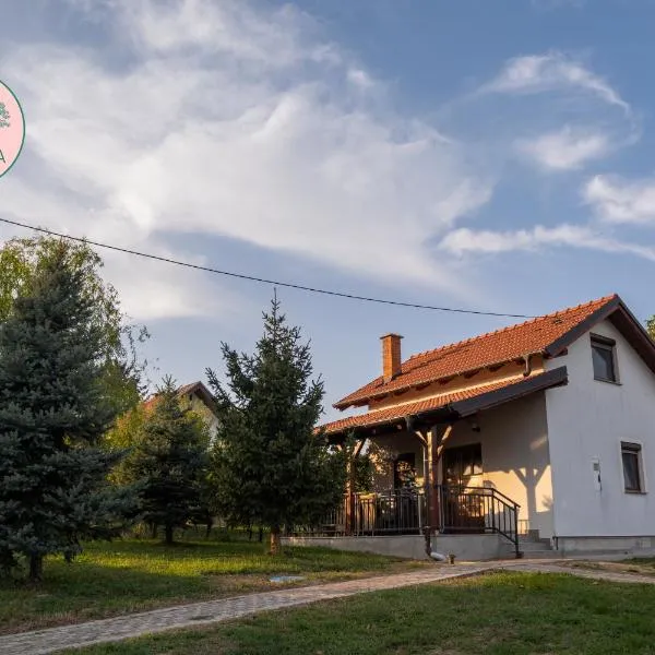 Nikka Resthouse Mandićevac, hotel di Drenje