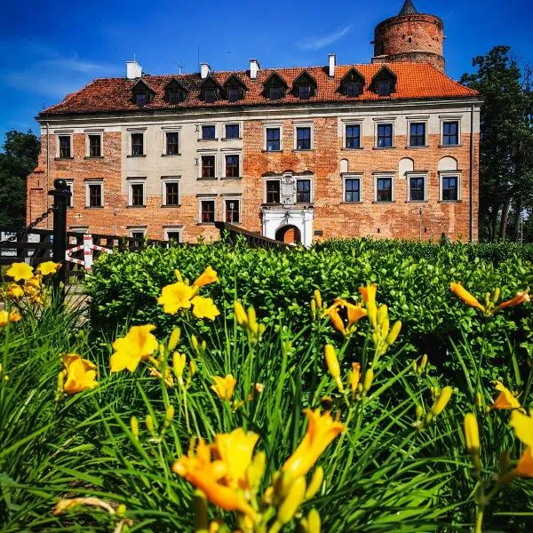 Zamek Uniejów, hotel v destinácii Uniejów
