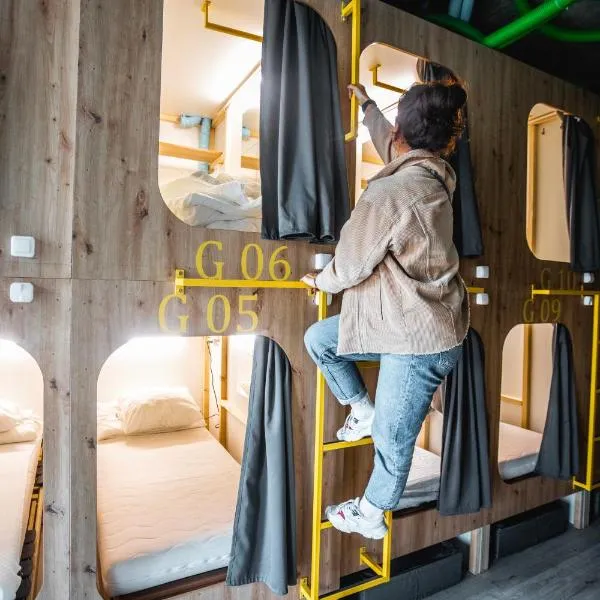 Capsule Hostel Logistic Vilnius, hotel v destinaci Vilnius