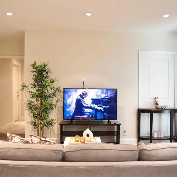 Creek Side 2-Bedroom Guest Suite, hotel v destinaci Burnaby